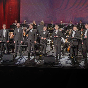 12 Тенорів. Grand tenors show